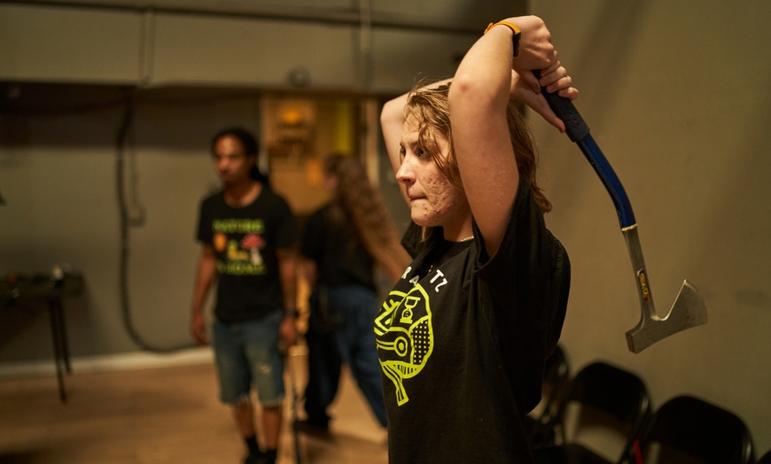 Image 2: Axe Throwing Experience – Bakersfield