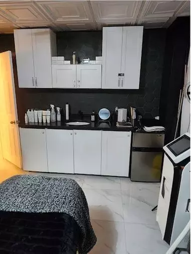 Get  20, 40, or 60 Units of Botox - Wrinkle-Reducing Injectable