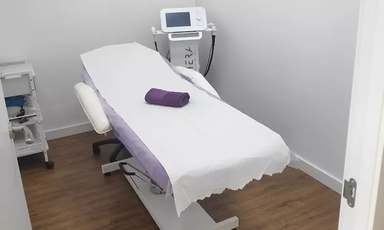 Masaje corporal a elegir de 45 minutos con 15 minutos de masaje Kobido