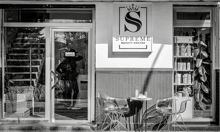 Image 4: 1 o 3 sesiones de tratamiento láser para manchas y acné