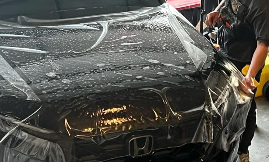 Image 2: One Full Silver 2-, Gold 3-, or Diamond 5-Hour Detailing