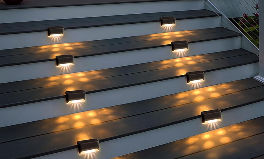 Image 3: 10er- oder 20er-Set Solar-Zaunleuchten