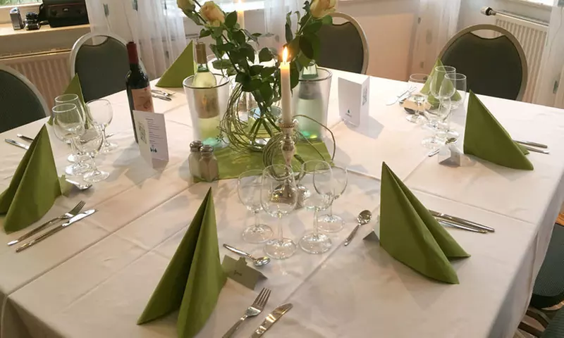 3-Gänge-Menü mit gemischter Grillplatte für 2 oder 4 Personen