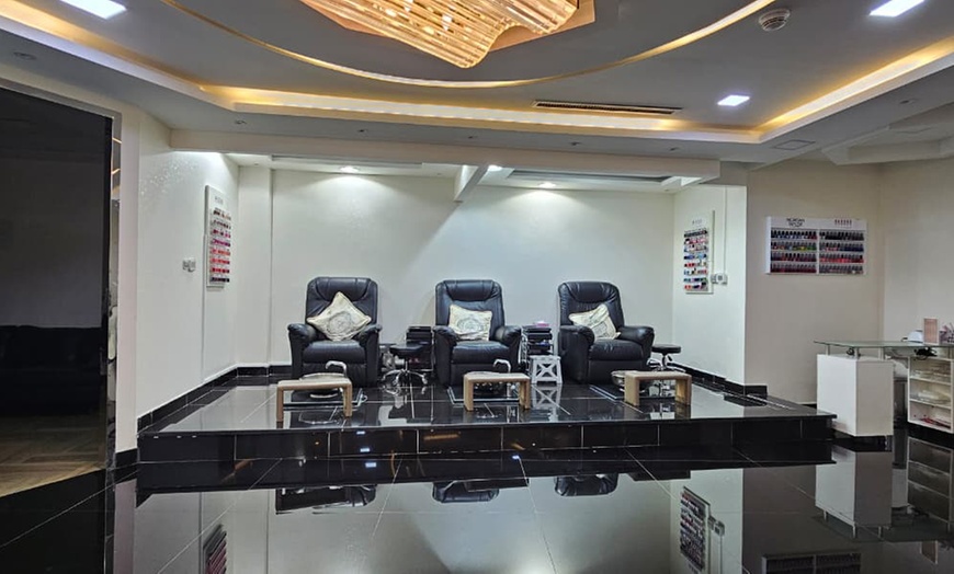 Image 3: Revamp Your Look with Classic/ Gellish Manicure and Pedicure Options