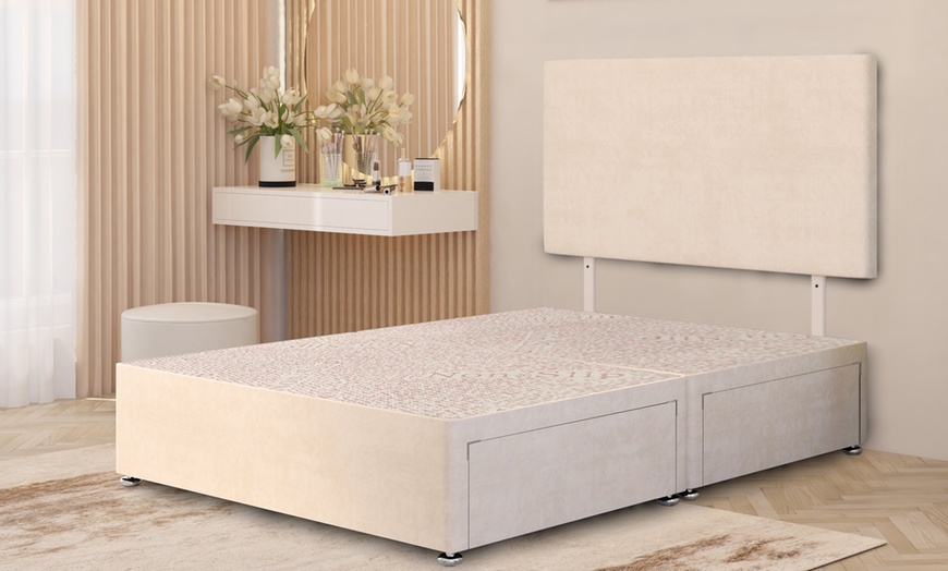 Image 12: Plush Velvet 4-Drawer Divan Bed Set