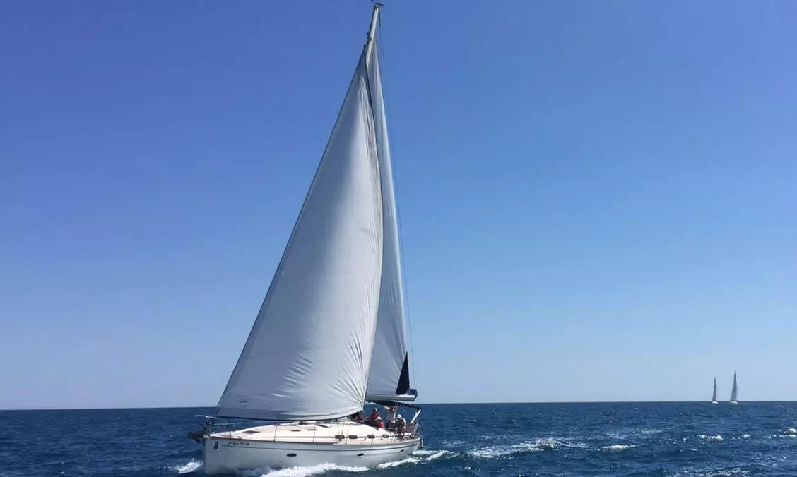 Paseo en barco de 2 a 9 personas