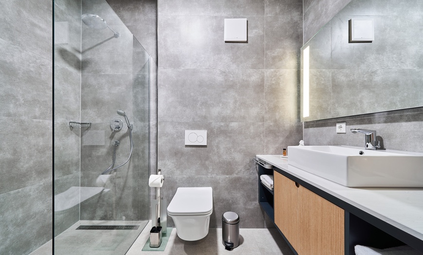 Image 12: Mainz: 4* WENS Hotel inkl. Tageskarte Bade- & Saunawelt Rheinwelle