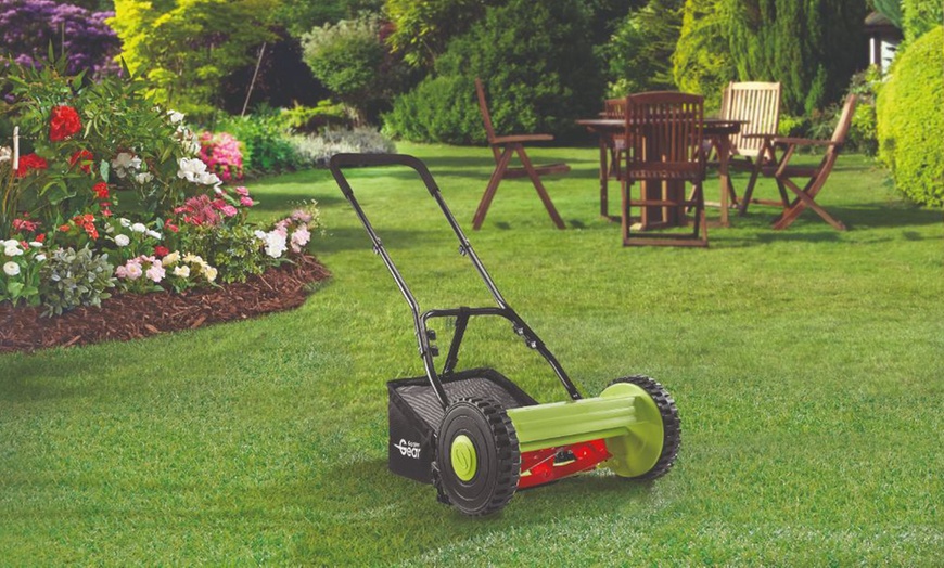 Image 4: Garden Gear Lawn Aerator or Manual Push Mower