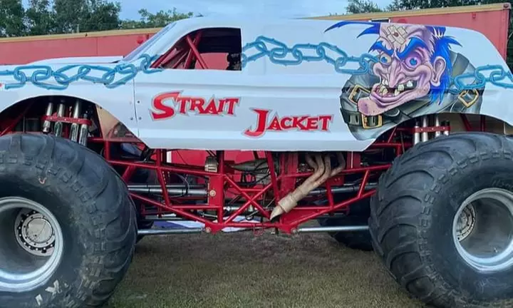 Mega Monster Trucks Live (November 12–14) - Second Medium