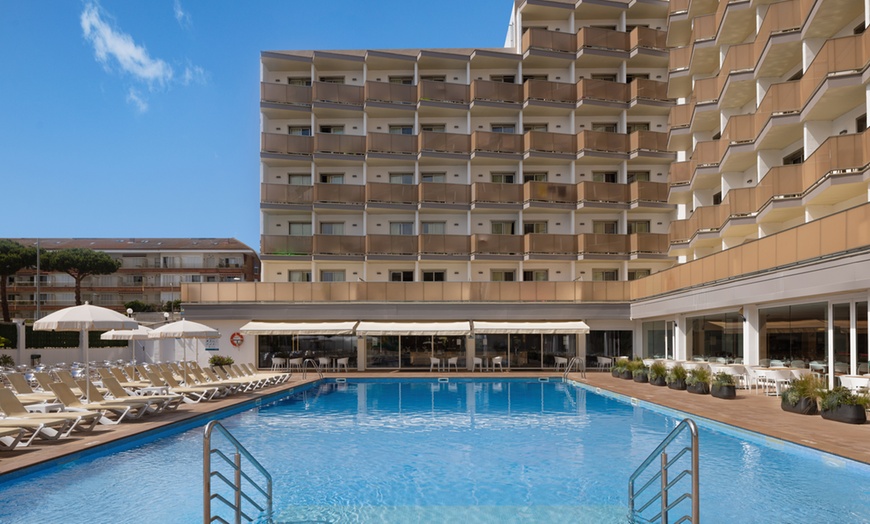 Image 12: Famille : ESPAGNE ⛱️| Lloret de Mar - Hôtel Amatista 4*