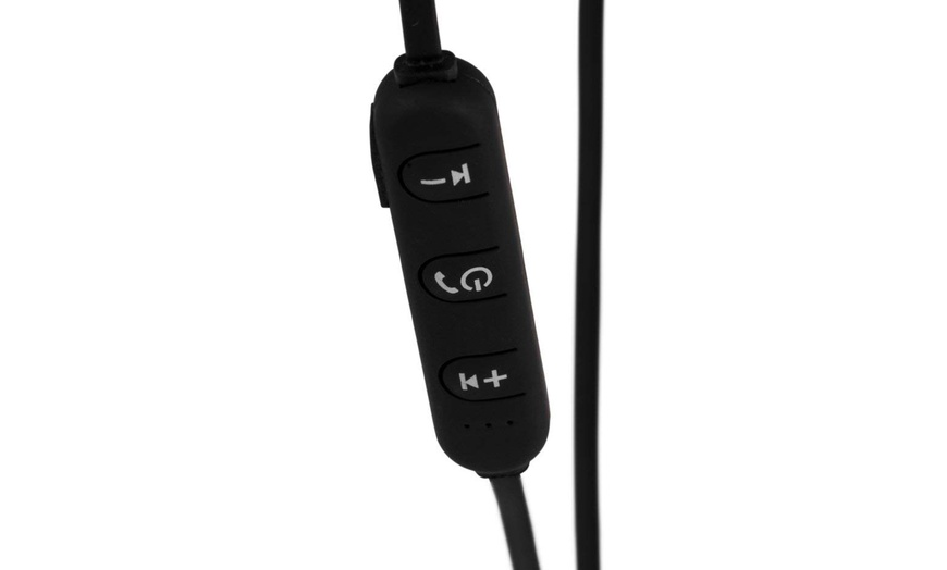 Image 5: Akai Dynmx Bluetooth Earbuds
