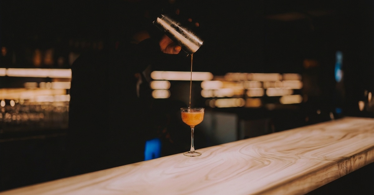 Salute Bella Ladies Night: Italian Dinner, Drinks & Live Music Salute Bella Ladies Night: Italian Dinner, Drinks & Live Music