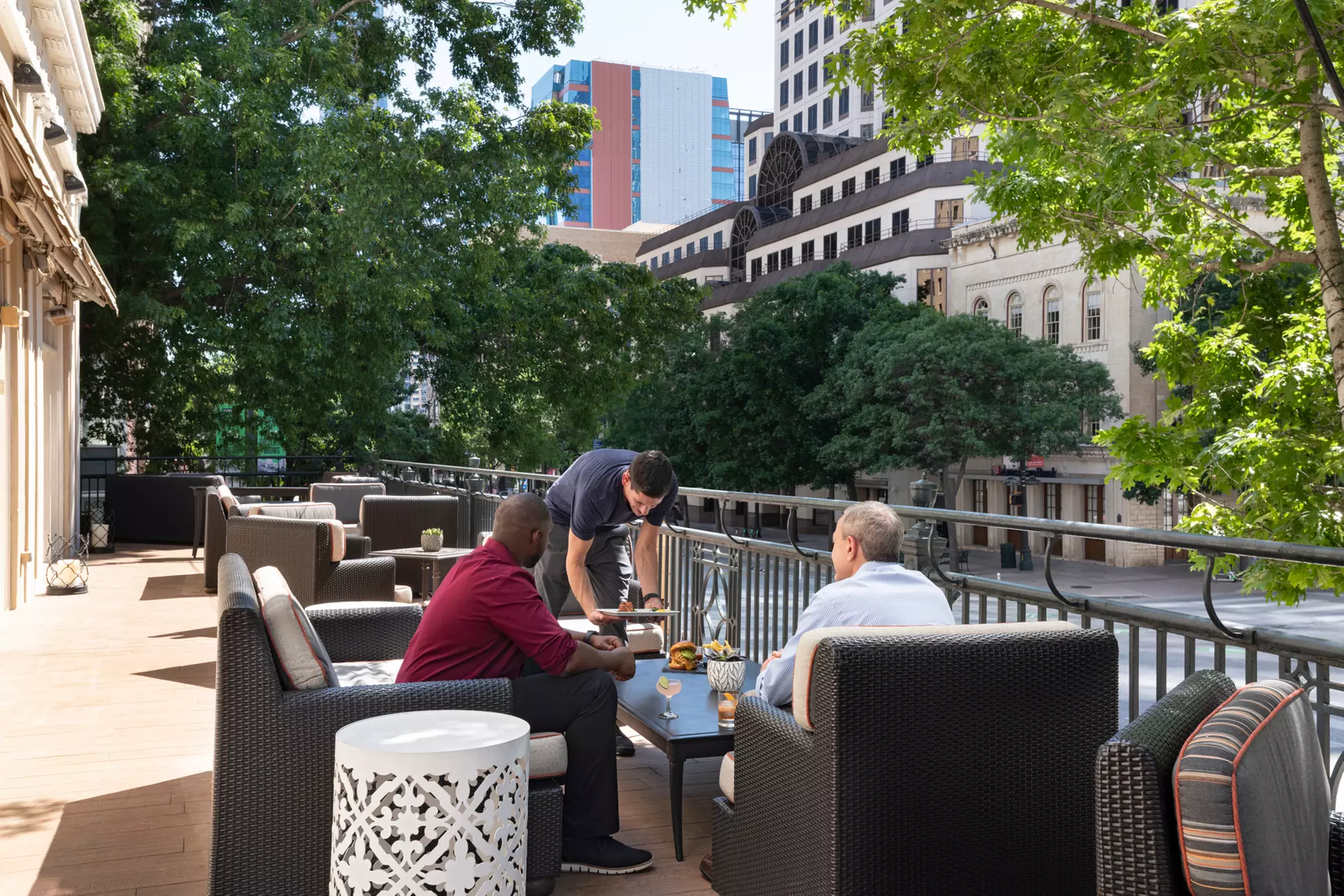 Stay in Austin, TX with Elegant Charm & Prime Downtown Location
