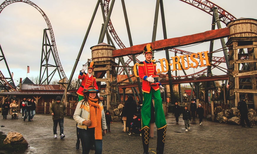 Image 2: Ferienpark Slagharen: Wigwam, Cottage oder Lodge inkl. Bettwäsche