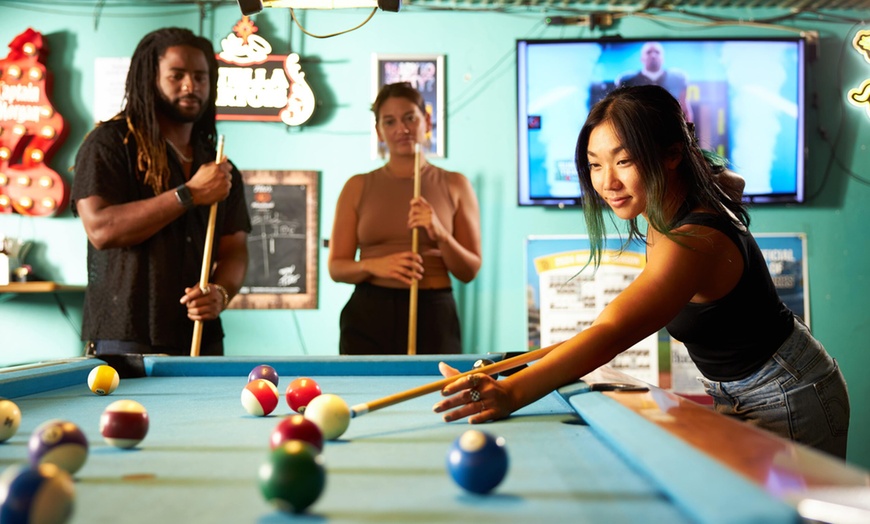 Image 3: Enjoy Appetizers and Entrees with Drinks at Paradise Lounge