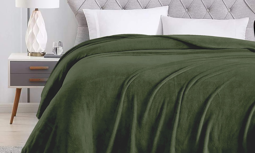 Image 4: Manta de franela cálida y suave, hipoalergénica y transpirable