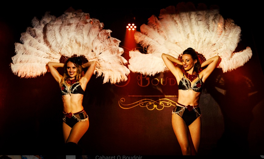 Image 2: Nuit cabaret glamour à Lyon : immersion burlesque au cœur d’Ô Boudoir