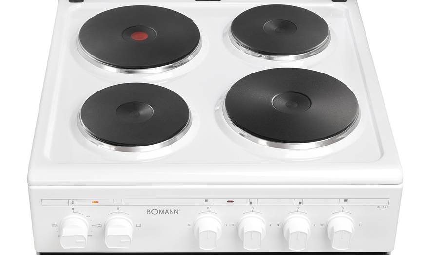 Image 6: Cuisinière électrique blanche 4 plaques et four de 48 L Bomann 