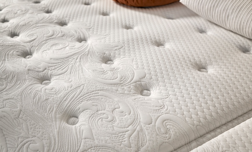 Image 4: Matelas à ressorts ensachés