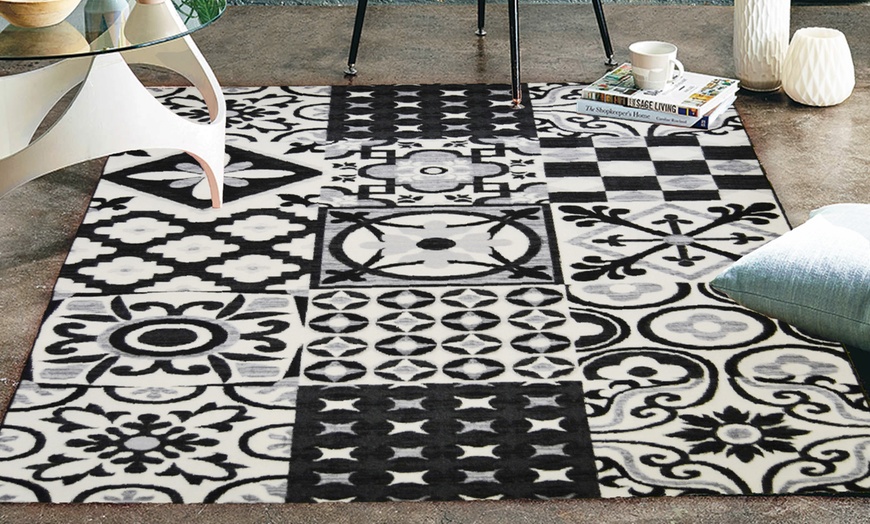 Image 3: Modern Printed Rugs - 6 Designs