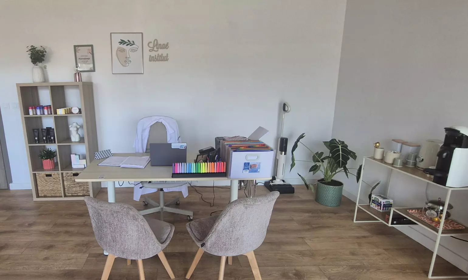 Séance découverte madérothérapie chez Linaé Institut Aesthetec