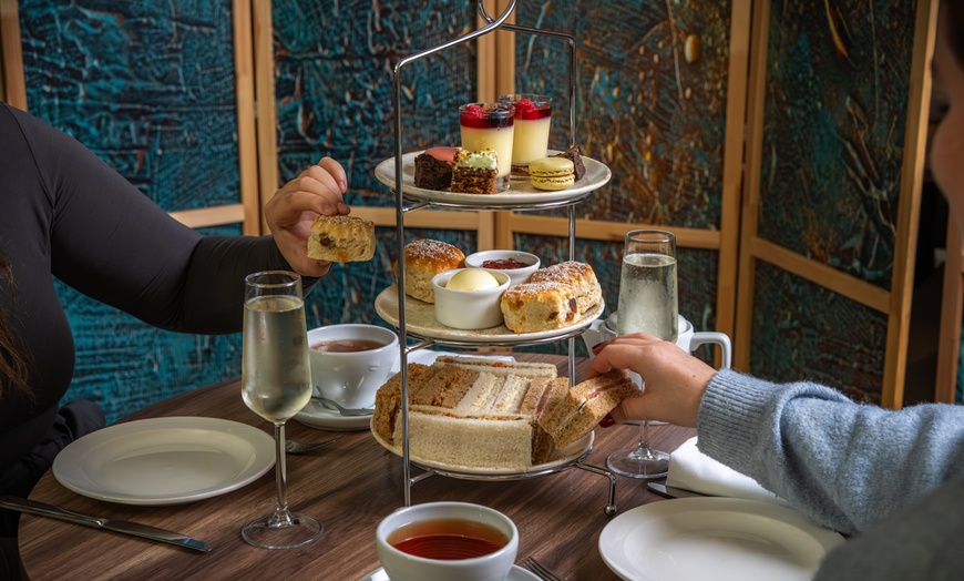 Image 5: Enjoy Sparkling or Traditional Afternoon Tea for 2 or 4