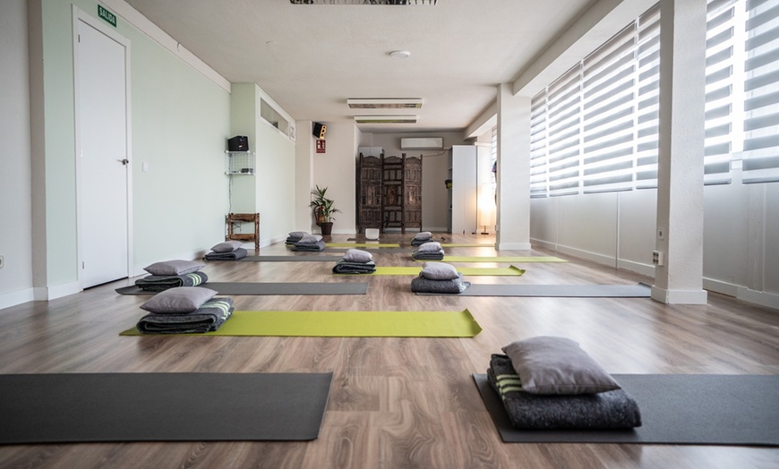 Image 2: Hifu 12D corporal en zona elegida o Hifu 12D con radiofrecuencia 