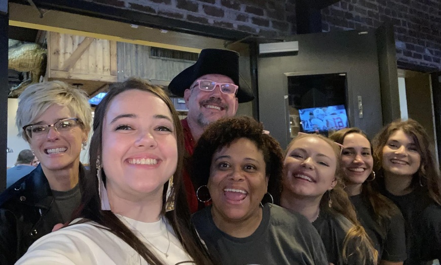 Image 5: Explore Savannah's Haunted Pubs and Paranormal Tours