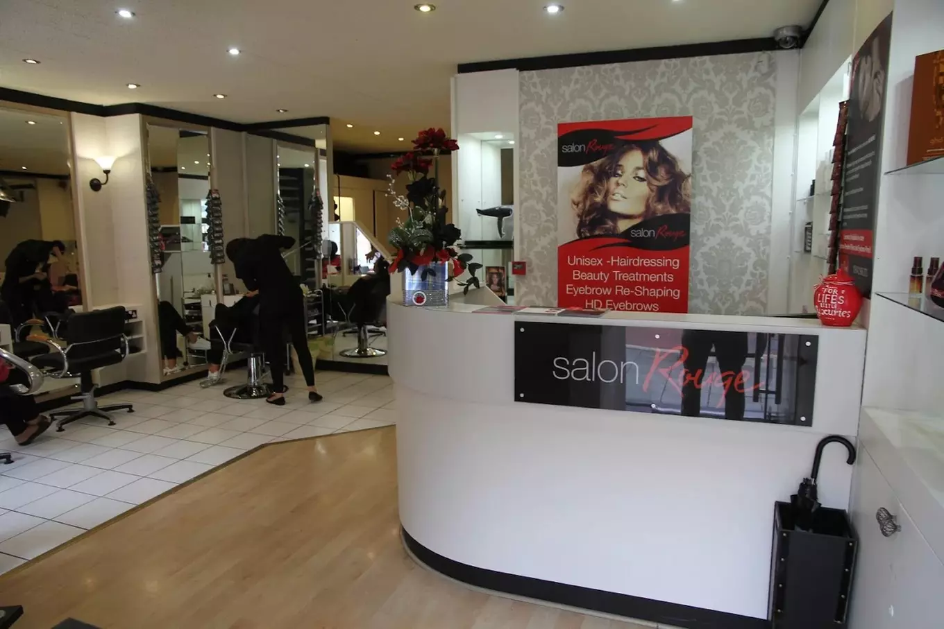 Cut and Blow Dry, Wigan
