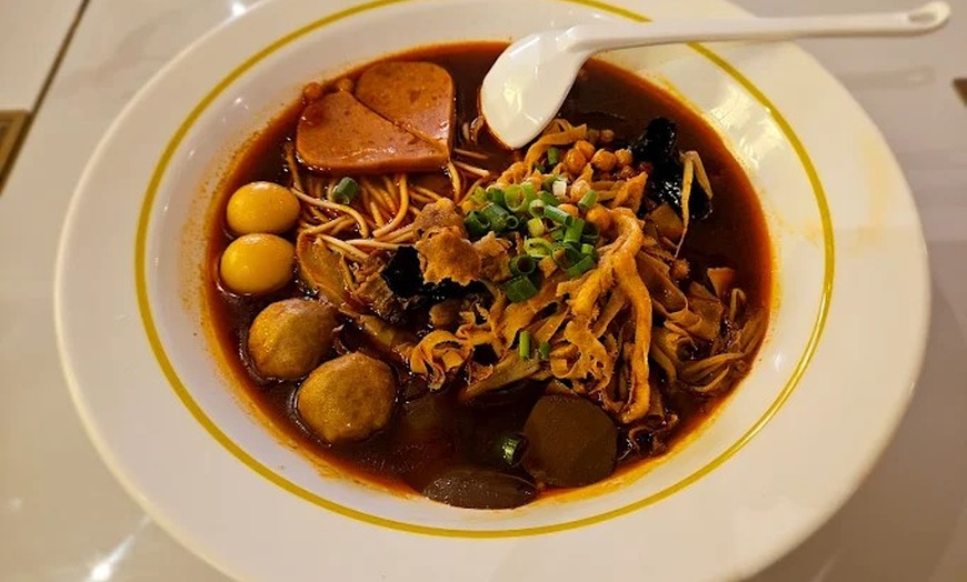 Image 10: Menú para 2 o 4 personas con entrantes, principal, postre y bebida