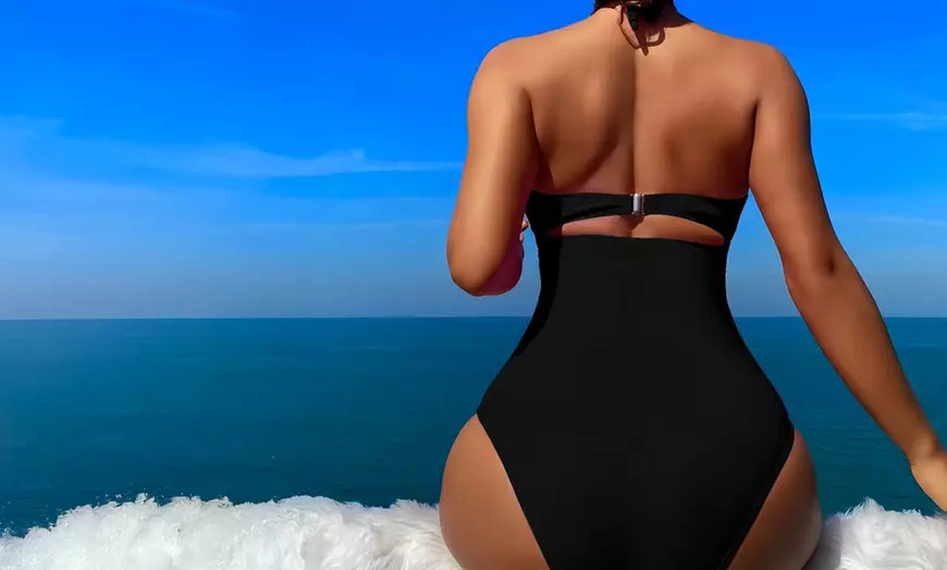 Image 2: Maillot de bain avec décolleté plongeant et devant croisé