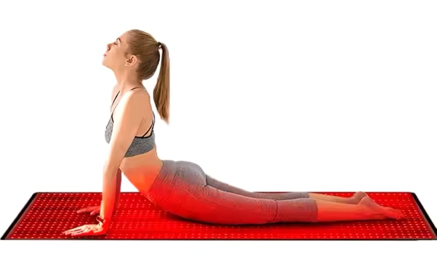 Image 2: 60 or 90-Min Choice of Massage with 20-Min Infrared Red Light Therapy