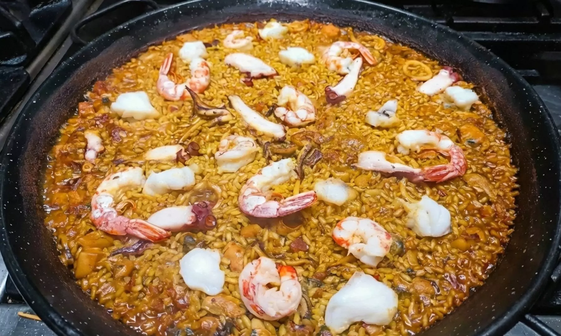 Menú Arroz para 2 o 4 personas con entrantes, arroz, postre y bebida