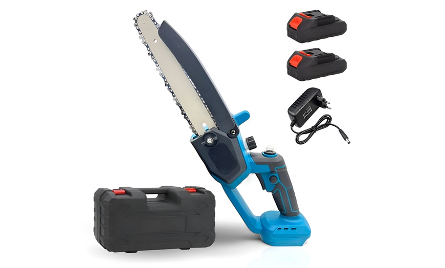 Image 2: Elektro-Kettensäge mit 8-Zoll-Klinge, 2 Akkus und Aufbewahrungskoffer
