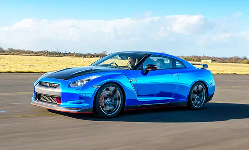 Image 16: Sports or Supercar Driving Experience 3, 6 or 9 Miles in 1, 2 or 3 Car