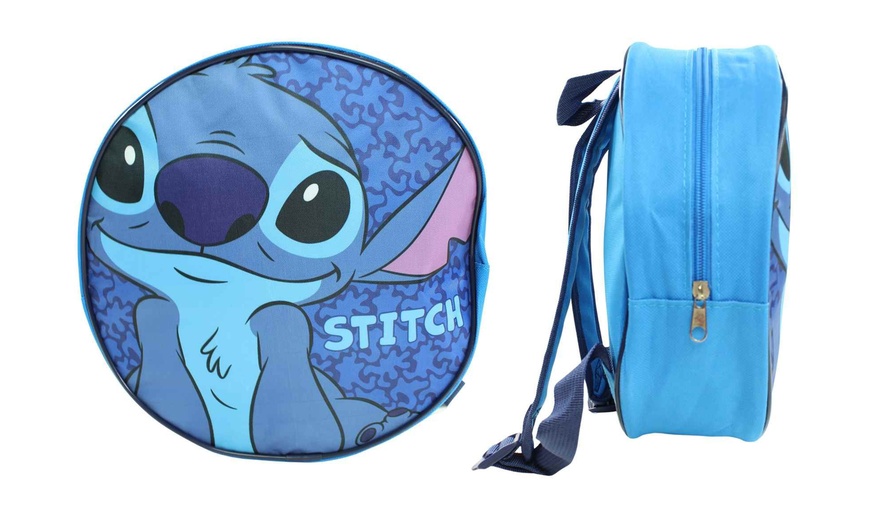 Image 2: Mochila infantil redonda con diseño de Lilo & Stitch, Mickey o Minnie