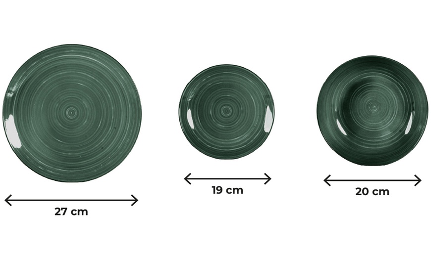 Image 13: Set di 18 piatti in porcellana colorati