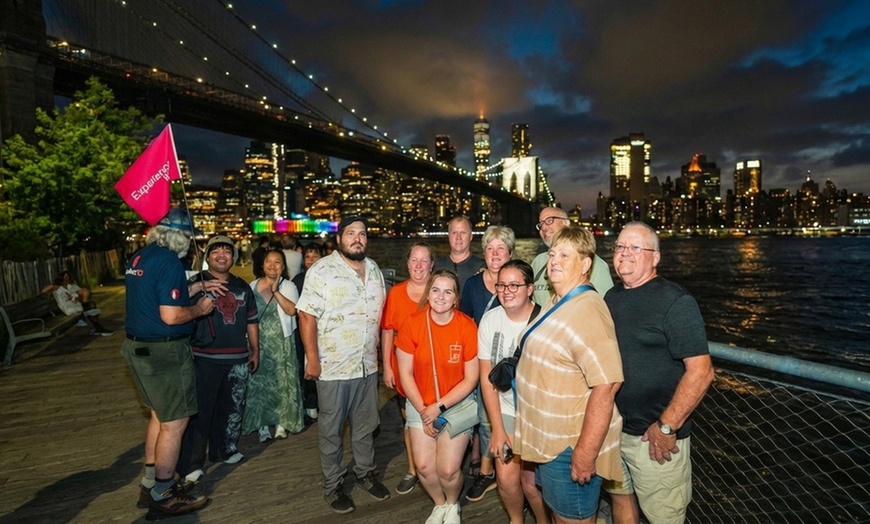 Image 3: Night Tour Luxury Bus – Iconic NYC Landmarks & Skyline
