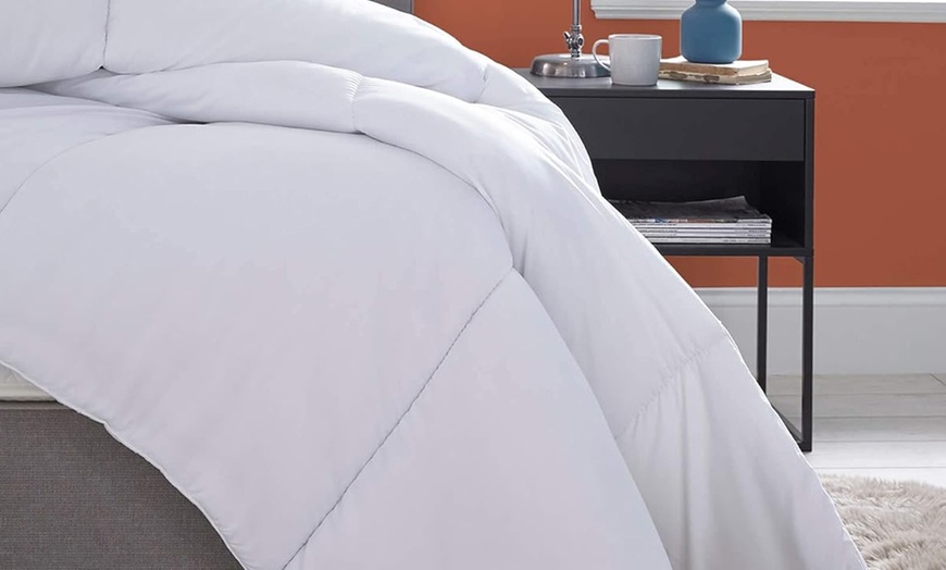 Image 2: Silentnight Winter Nights Duvet - Double Size, 13.5 Tog