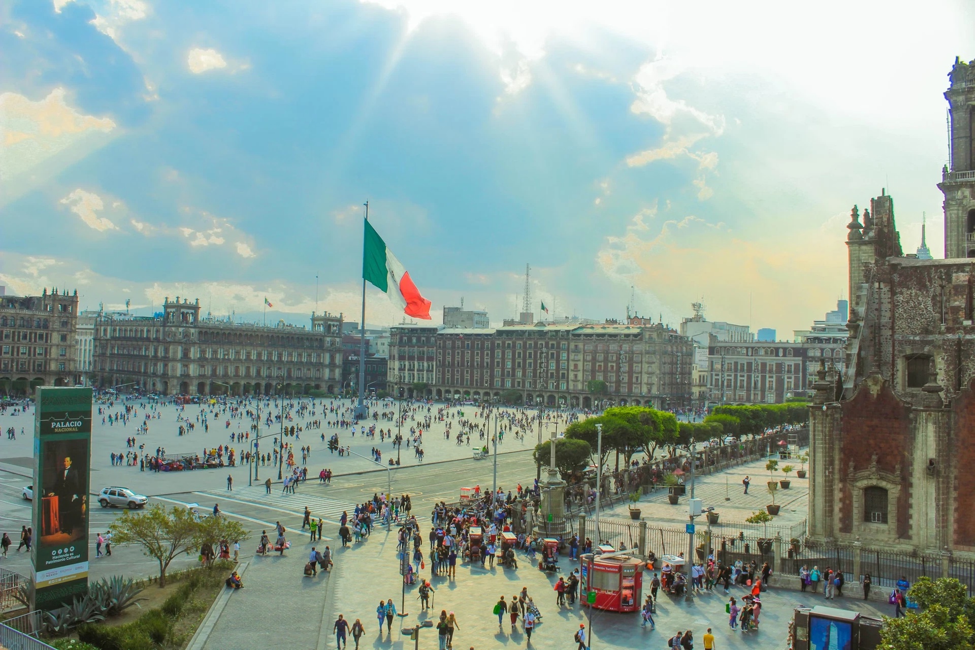 ✈ The Mexico City Getaway: 5 Days with Air & Hotel from Worldee