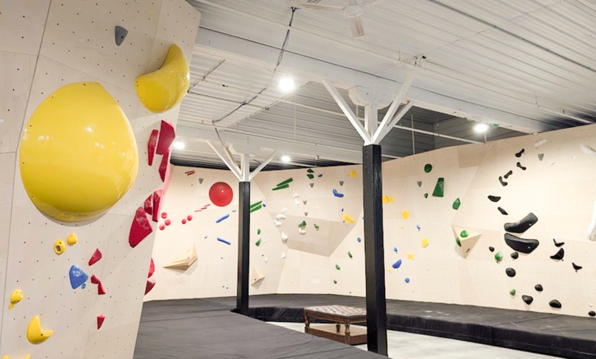 Image 3: Climbing - Day Pass For 2, 3, 4, or 5 People, Includes All Rental Gear