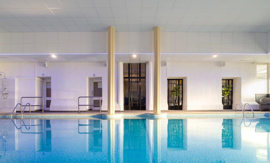 Image 8: 4* Derbyshire: Standard Double or Twin Room Stay with Breakfast & More