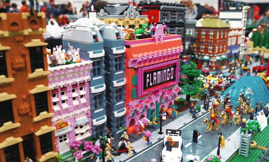 Image 6: Up to 30% Off Nashville's Ultimate LEGO® Fan Convention