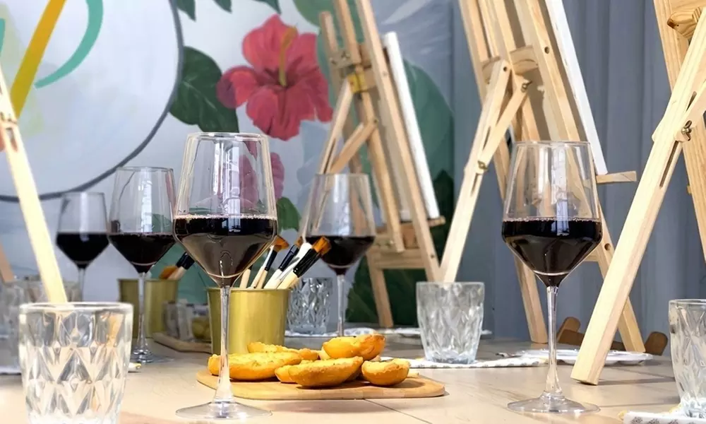 Taller de pintura de 2 horas con bebida y tentempié para 1, 2 o 4 pax