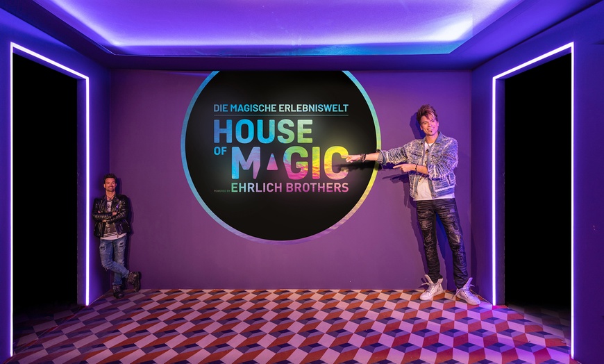 Image 2: Ticket für "House of Magic" im Centro Oberhausen vom 03.12.25-31.01.26