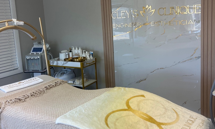 Image 3: One, Two or Three IPL Photo Facials w/ Enzyme Peel/ Microdermabrasion