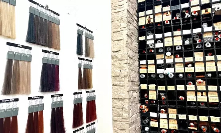 Waschen, Schneiden, Föhnen bzw. Styling & Haar-Kur für Damen & Herren