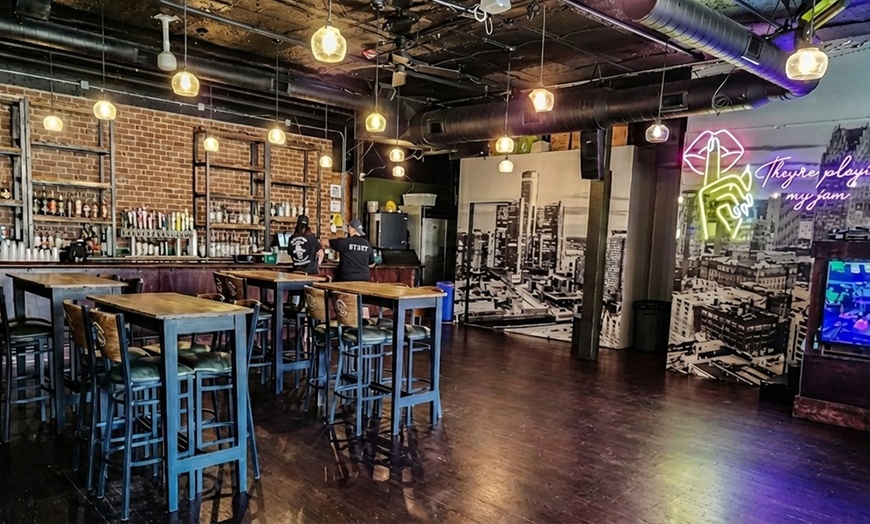 Image 5: Official St. Patrick's Day Bar Crawl - Detroit (March 14)