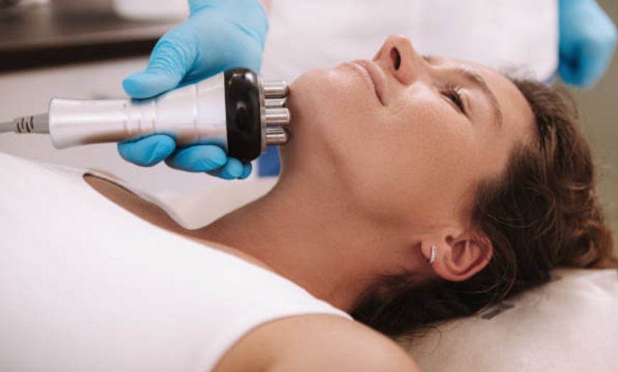 Image 7: Radiofrecuencia facial con bomba de hidratación o velo de colágeno