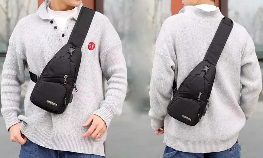 Image 4: 1 of 2 crossbody borsttas